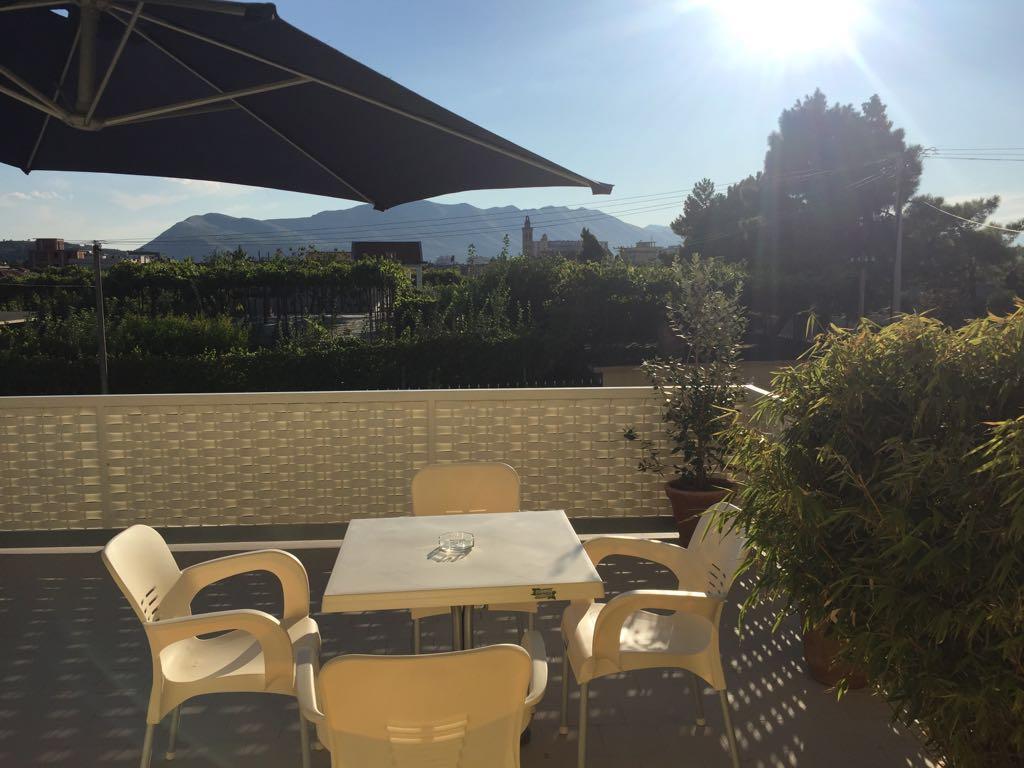 Amberyellowbnb Σκόδρα Εξωτερικό φωτογραφία